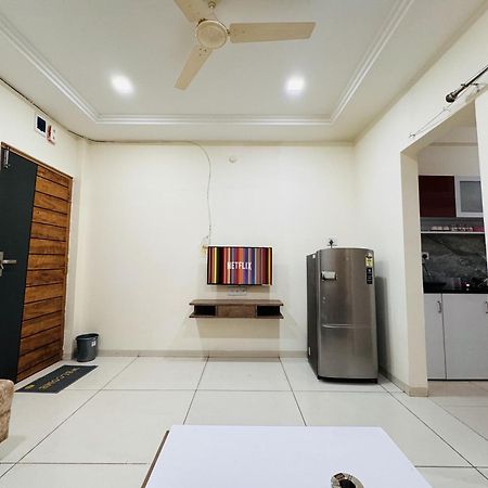 Home Escape 1Bhk Apartment Near Bombay Hospital Indore Eksteriør billede