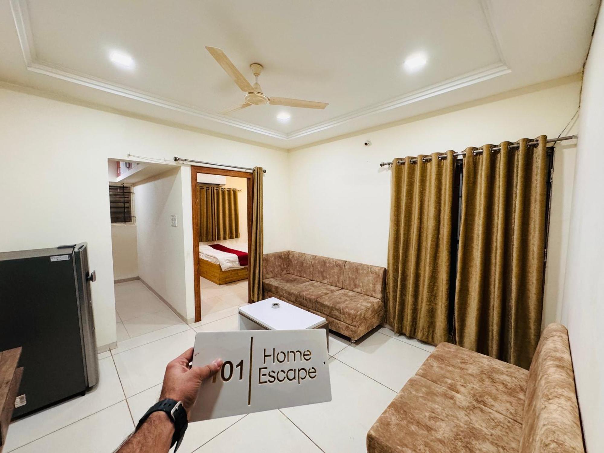Home Escape 1Bhk Apartment Near Bombay Hospital Indore Eksteriør billede