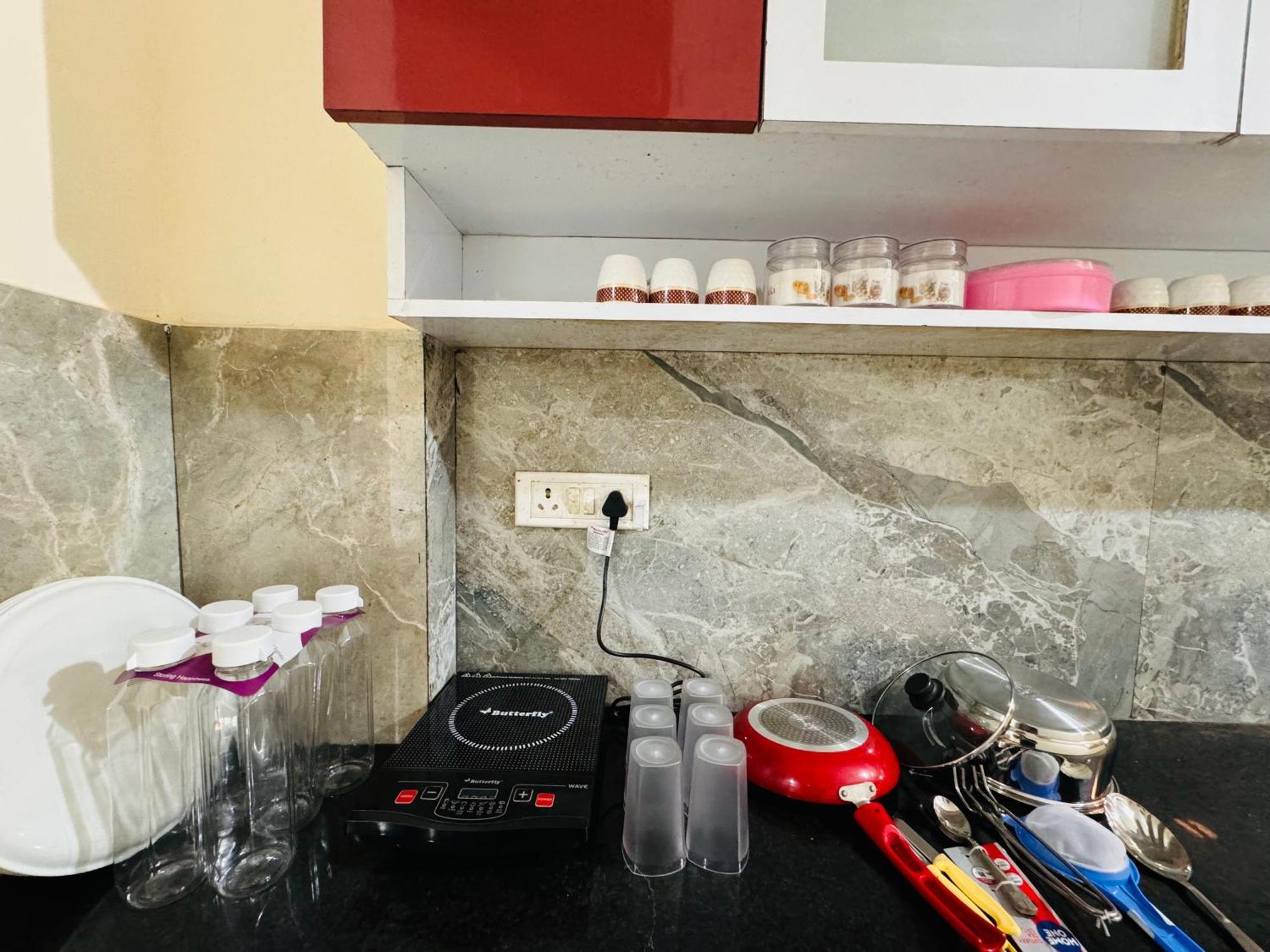 Home Escape 1Bhk Apartment Near Bombay Hospital Indore Eksteriør billede